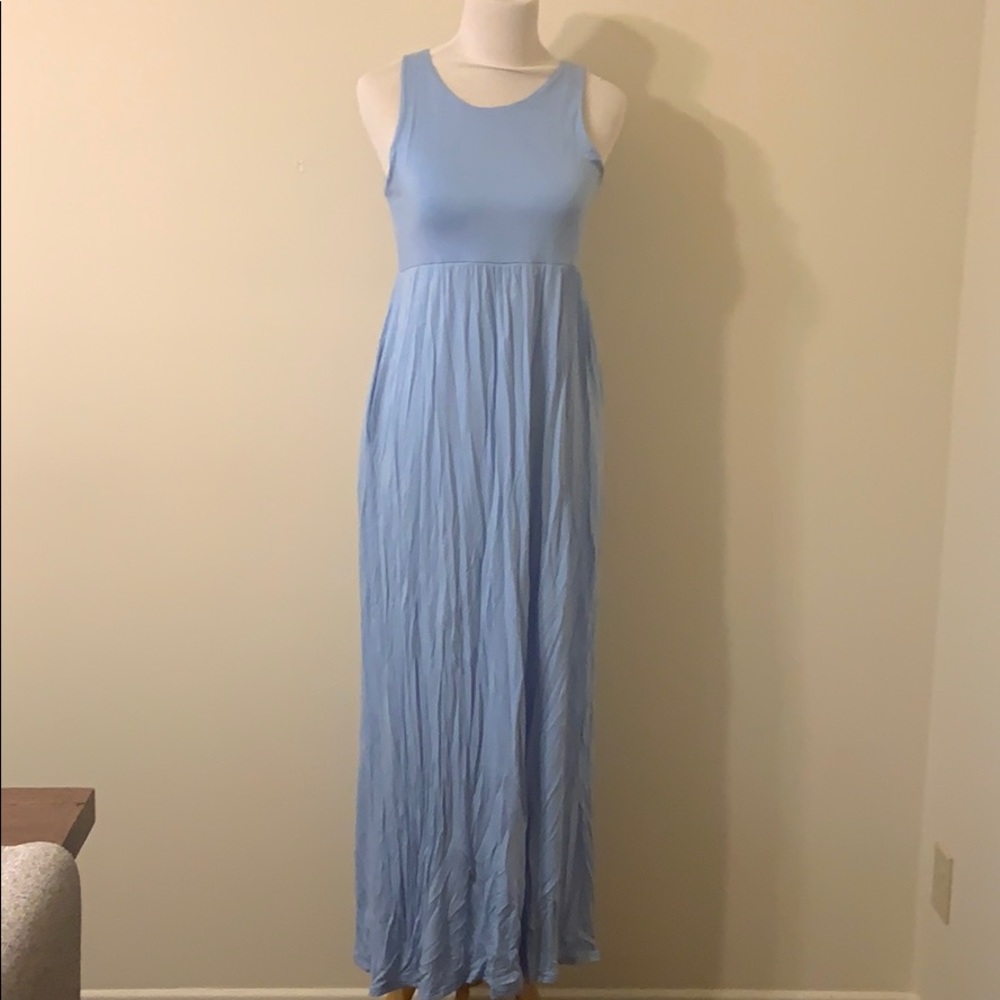 Blue maxi dress with pockets